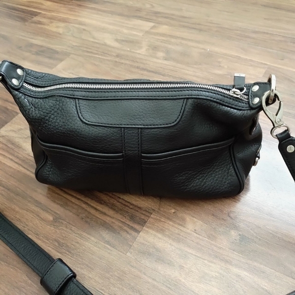 Tods Black Leather Hobo Bag - Picture 5 of 7